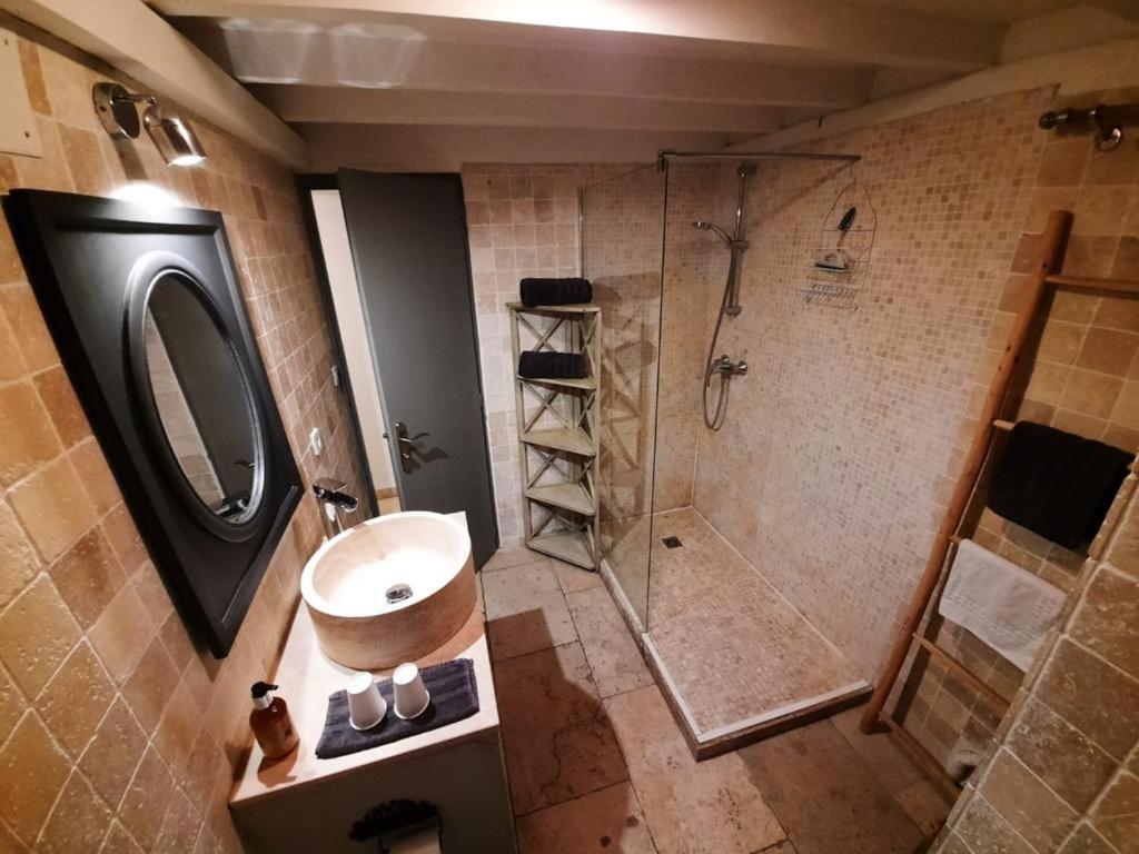 Un Coin De Luberon Apartment L'Isle-sur-la-Sorgue Ngoại thất bức ảnh