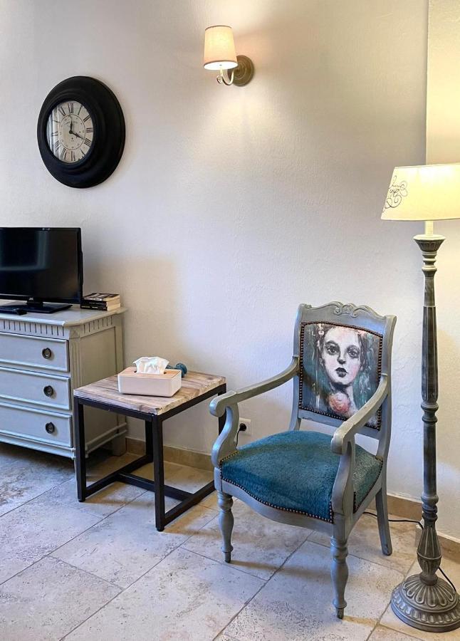 Un Coin De Luberon Apartment L'Isle-sur-la-Sorgue Ngoại thất bức ảnh